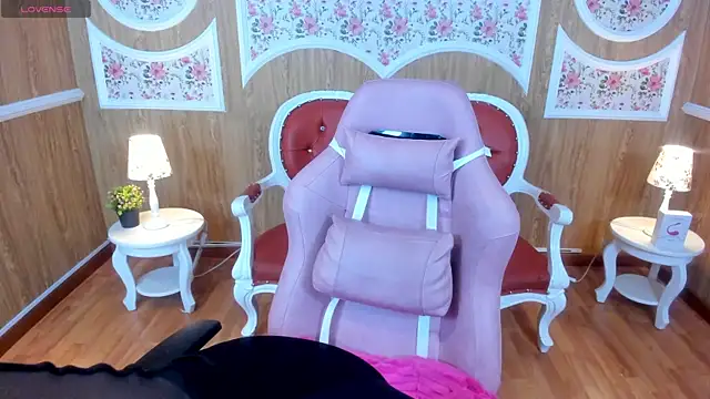 KonnyDesire online show from October 19, 2025, 1:23 pm