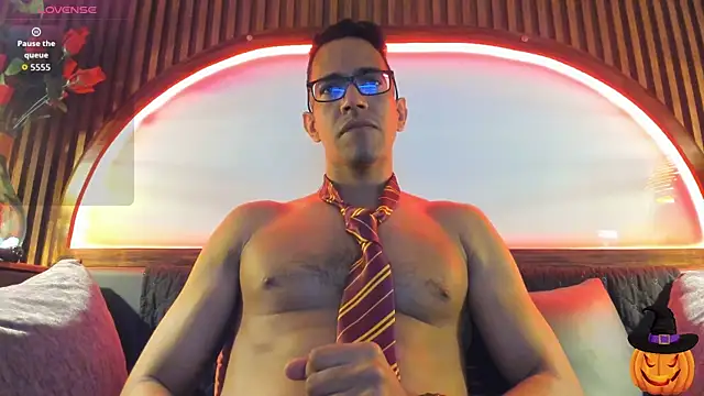 Snapshot of JacobDraven chatting on October 31, 2025, 6:03 am JacobDraven online show from October 31, 2025, 6:03 am