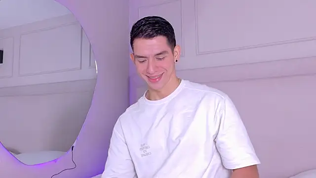 ZaneDawson online show from September 24, 2025, 3:43 am