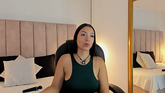 Megan-8 online show from April 1, 2026, 1:41 pm