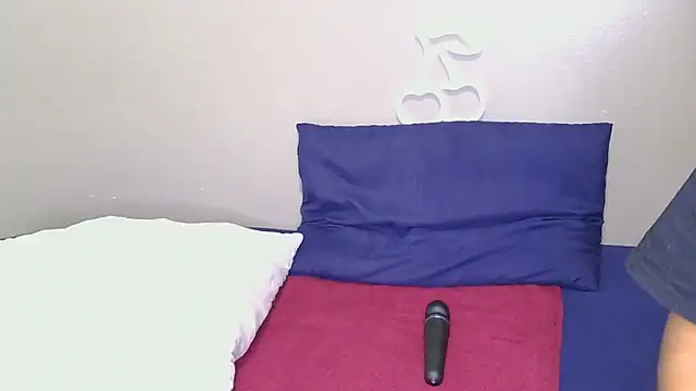 Serafynn online show from November 29, 2025, 2:31 pm