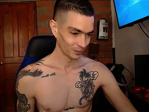 Travis R online show from September 23, 2025, 1:47 pm