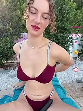 Snapshot of CurlyChloe chatting on July 20, 2026, 5:00 am CurlyChloe online show from July 20, 2026, 5:00 am