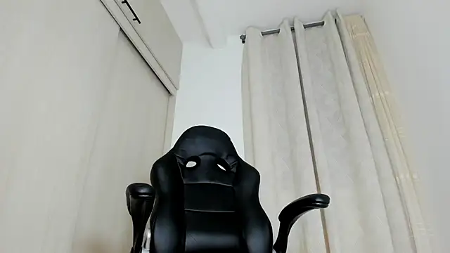 Biscuit oliva online show from April 15, 2026, 1:01 am