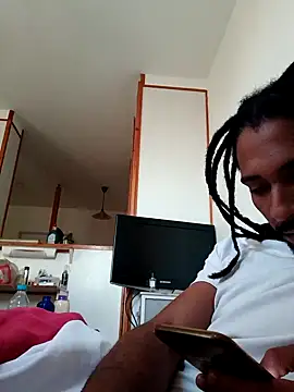 Snapshot of Mikaaa97 chatting on September 18, 2025, 5:53 am Mikaaa97 online show from September 18, 2025, 5:53 am