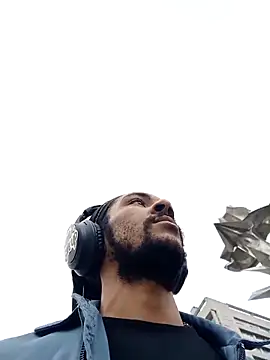 Mikaaa97 online show from April 3, 2026, 12:58 pm