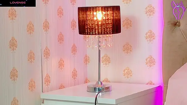 Snapshot of CoraVex chatting on October 10, 2025, 4:22 am CoraVex online show from October 10, 2025, 4:22 am