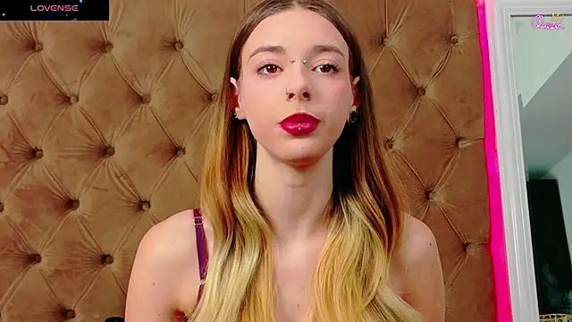 CoraVex online show from January 6, 2026, 5:11 am