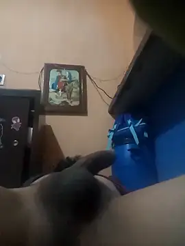 Snapshot of cesarin3535 chatting on February 26, 2026, 10:36 am cesarin3535 online show from February 26, 2026, 10:36 am