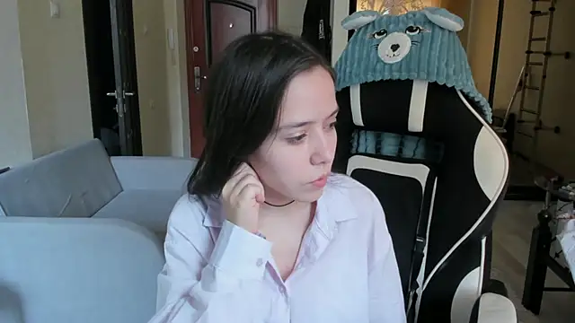 KatherineGreczkowski online show from September 19, 2025, 9:54 am