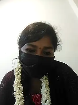 TAMIL AMMUKUTTYY online show from October 10, 2025, 7:51 am