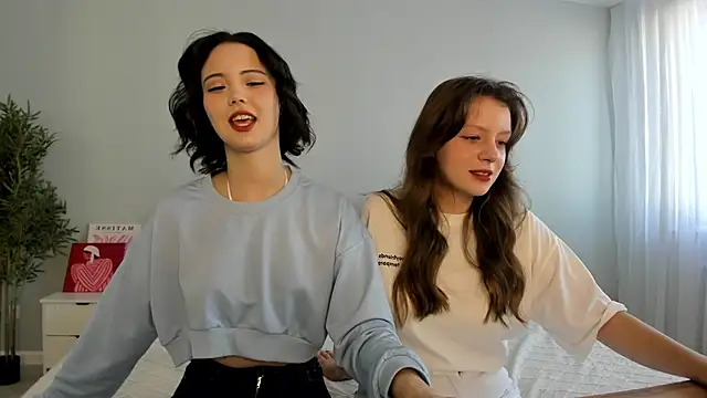 red mok online show from October 8, 2025, 3:15 am