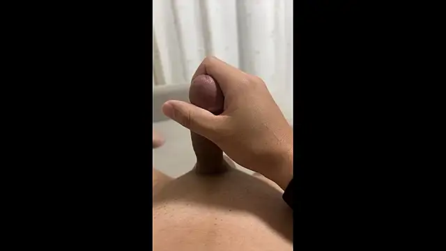 18cmcast online show from November 7, 2025, 5:57 pm