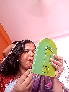 Hott locky online show from September 29, 2025, 4:06 am