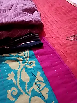 Hott locky online show from September 30, 2025, 4:01 pm