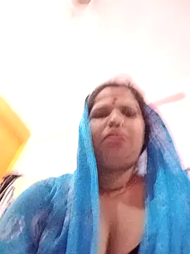 Hott locky online show from October 2, 2025, 5:20 pm