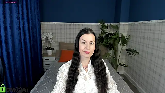 Stella Leon online show from October 17, 2025, 1:09 am