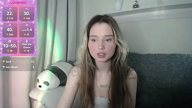 Snapshot of _Lua__ chatting on October 9, 2025, 4:49 pm Lua online show from October 9, 2025, 4:49 pm