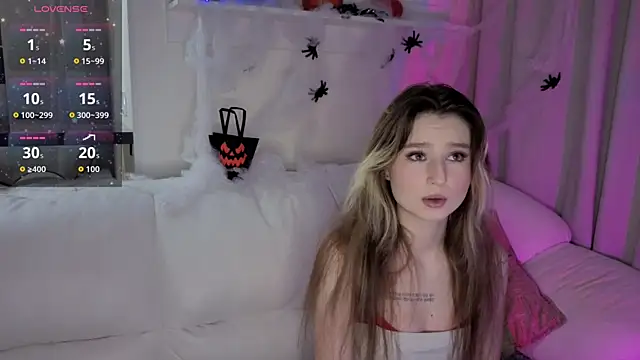 Snapshot of _Lua__ chatting on October 30, 2025, 7:14 pm Lua online show from October 30, 2025, 7:14 pm