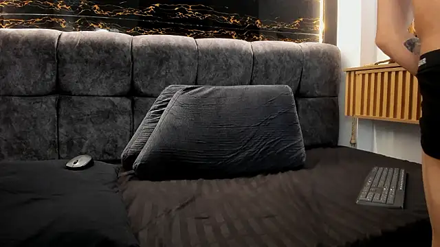 JeergMuscle online show from March 10, 2026, 4:50 am