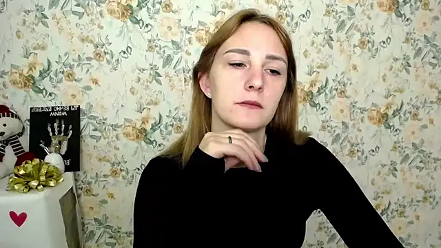 Milana Cutie  online show from October 9, 2025, 6:00 am