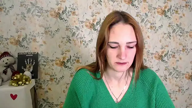 Milana Cutie  online show from October 29, 2025, 8:16 am