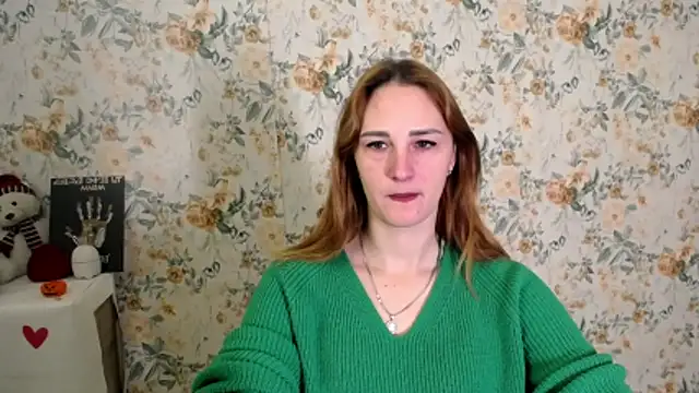 Milana Cutie  online show from November 7, 2025, 6:46 am