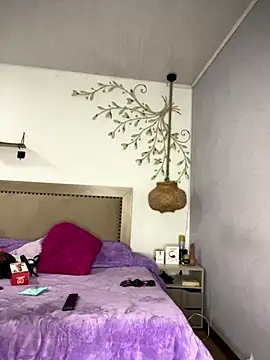 Daphnee-x online show from December 18, 2025, 11:05 am