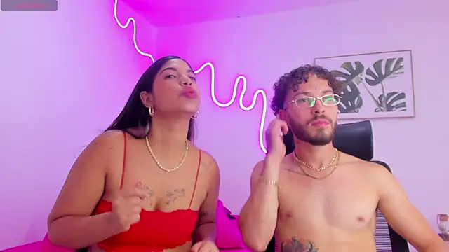 Violet and Paul online show from October 8, 2025, 2:31 am