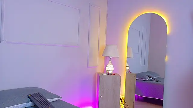 ElectraScot online show from December 5, 2025, 7:21 pm