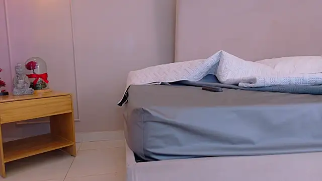 ElectraScot online show from April 8, 2026, 7:36 pm