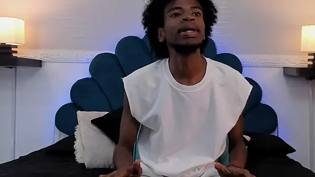 AllexJacob online show from October 6, 2025, 1:19 pm