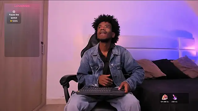 AllexJacob online show from November 24, 2025, 1:00 pm