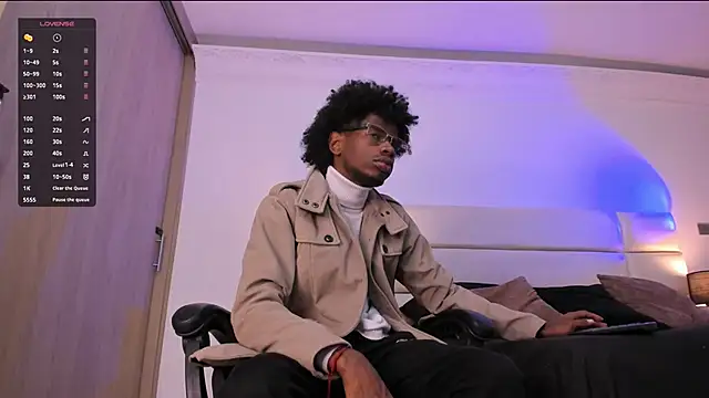 AllexJacob online show from December 18, 2025, 1:17 pm