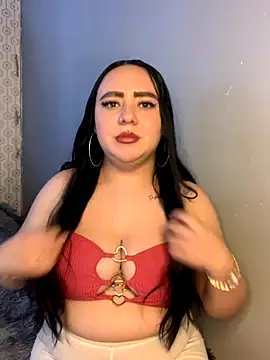 Ssusann Pink online show from September 26, 2025, 1:53 am