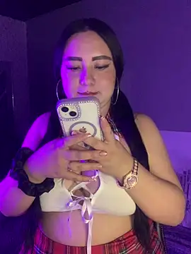 Ssusann Pink online show from September 30, 2025, 3:00 am