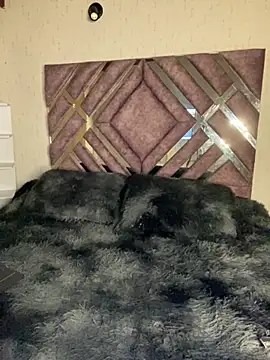 Ssusann Pink online show from October 25, 2025, 2:08 am