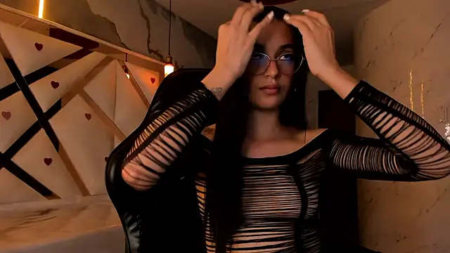 sophiadoll tf online show from February 27, 2026, 9:04 pm