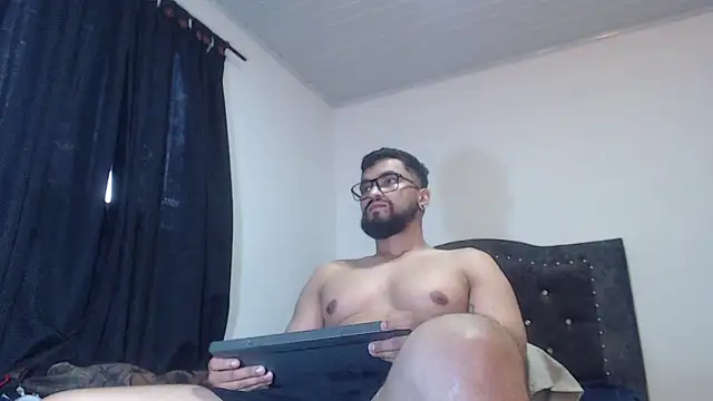 Chrys harris77 online show from March 26, 2026, 10:59 pm