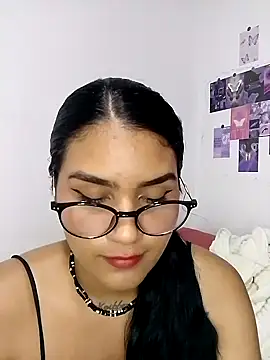 Renata Zoe online show from October 11, 2025, 2:33 am