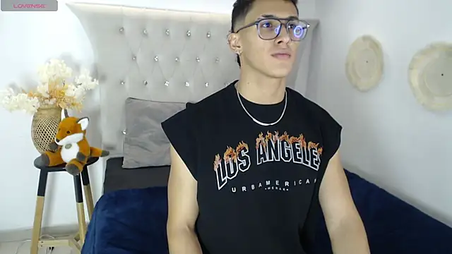 SalvadorFit online show from October 7, 2025, 8:28 pm