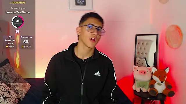 SalvadorFit online show from November 13, 2025, 7:57 pm