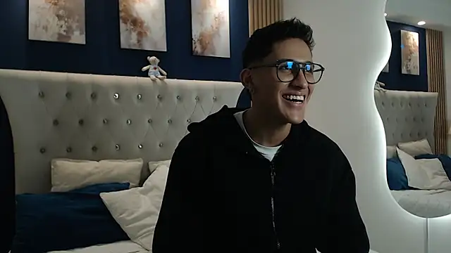 SalvadorFit online show from March 1, 2026, 8:11 pm