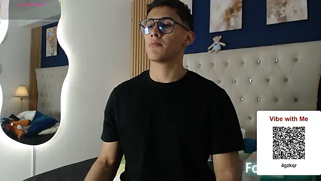 SalvadorFit online show from March 2, 2026, 8:04 pm