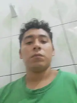 Snapshot of latinbigcock1_ chatting on November 5, 2025, 12:21 am latinbigcock1 online show from November 5, 2025, 12:21 am