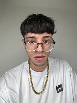 arthurdavies online show from October 25, 2025, 3:58 am