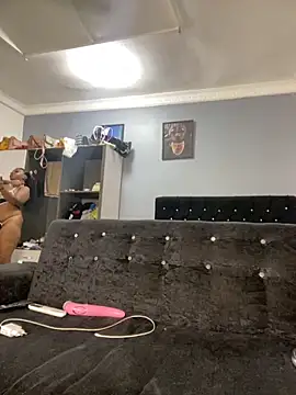 Daavikolovivi online show from October 25, 2025, 4:09 am