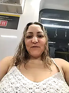 Lunita86 online show from January 12, 2026, 1:22 am