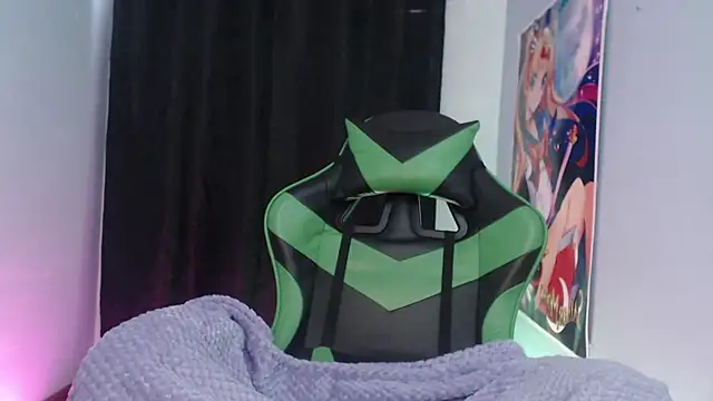 Snapshot of queen_salomme chatting on September 27, 2025, 11:59 am queen salomme online show from September 27, 2025, 11:59 am