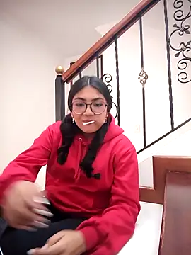 Violettabloom  online show from September 23, 2025, 7:28 pm